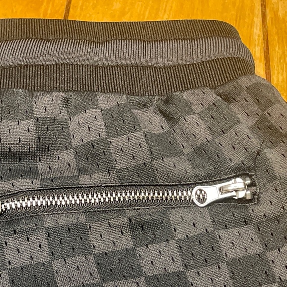 Bascom Projects 1993 Basketball Shorts Checkered Board Pattern Large - Picture 16 of 16